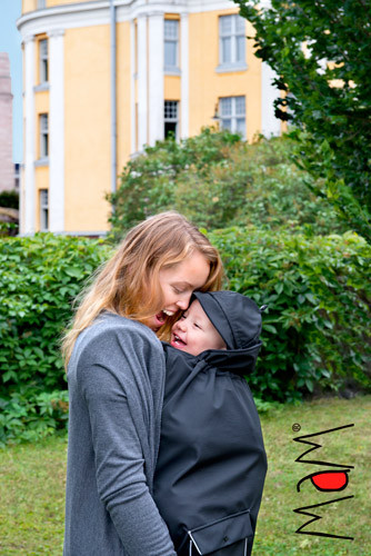 mam babywearing